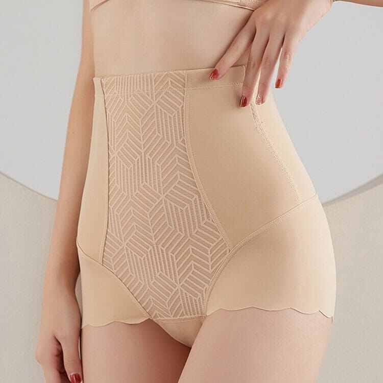 補正下着 モデル試着